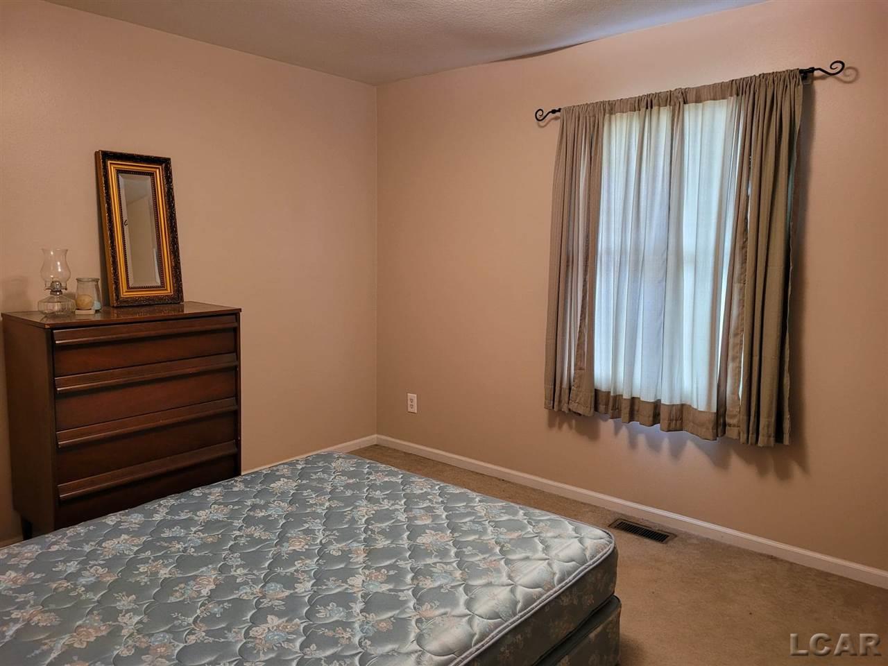 3560 Hunt Road Adrian, MI 49221 - Photo 10 of 16