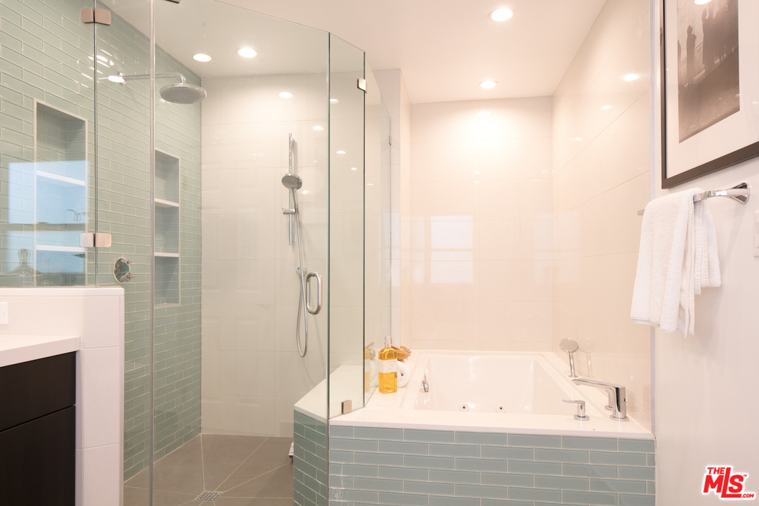7943 West 80th Street Playa del Rey, CA 90293 - Photo 15 of 28