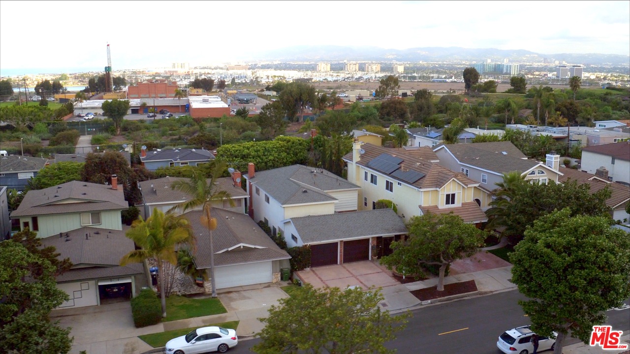 7943 West 80th Street Playa del Rey, CA 90293 - Photo 27 of 28