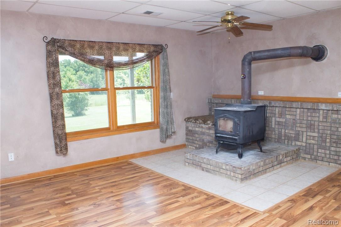 2447 Hadley Road Lapeer, MI 48446 - Photo 37 of 57 Basement14.jpg