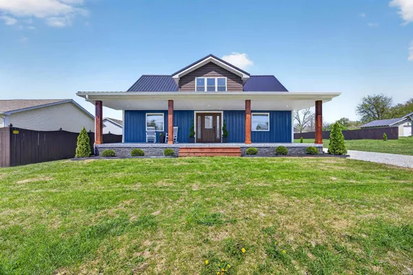 $298,000 | 524 West Johnson Street, Sullivan, IN 47882