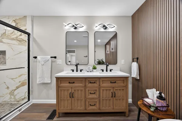 $298,000 | 524 West Johnson Street, Sullivan, IN 47882