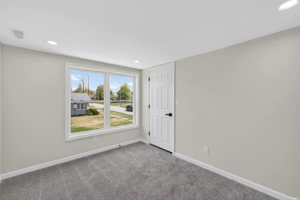 $298,000 | 524 West Johnson Street, Sullivan, IN 47882