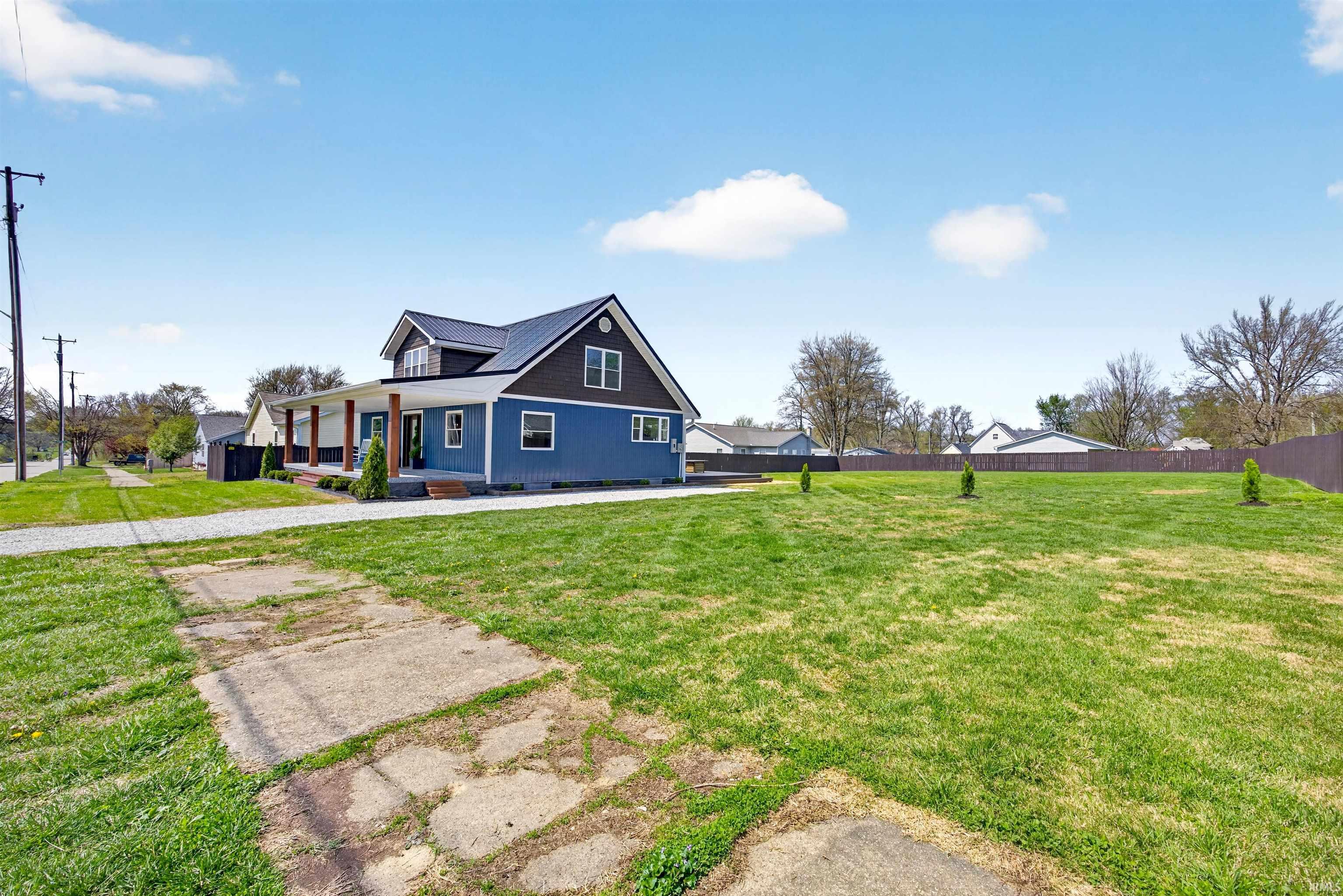 524 West Johnson Street Sullivan, IN 47882 - Photo 3 of 36