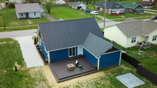 $298,000 | 524 West Johnson Street, Sullivan, IN 47882