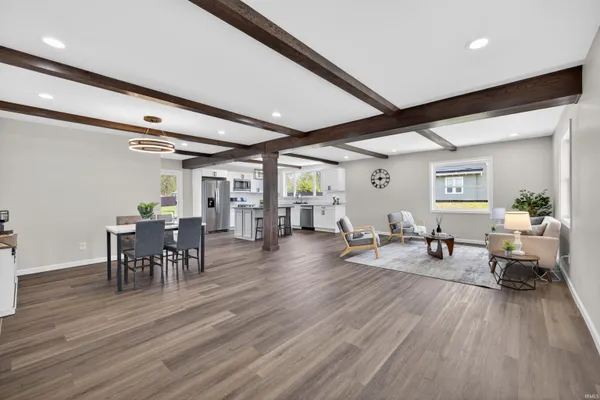 $298,000 | 524 West Johnson Street, Sullivan, IN 47882