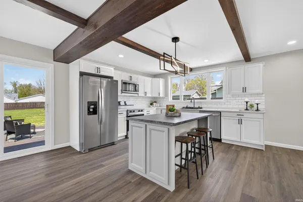 $298,000 | 524 West Johnson Street, Sullivan, IN 47882