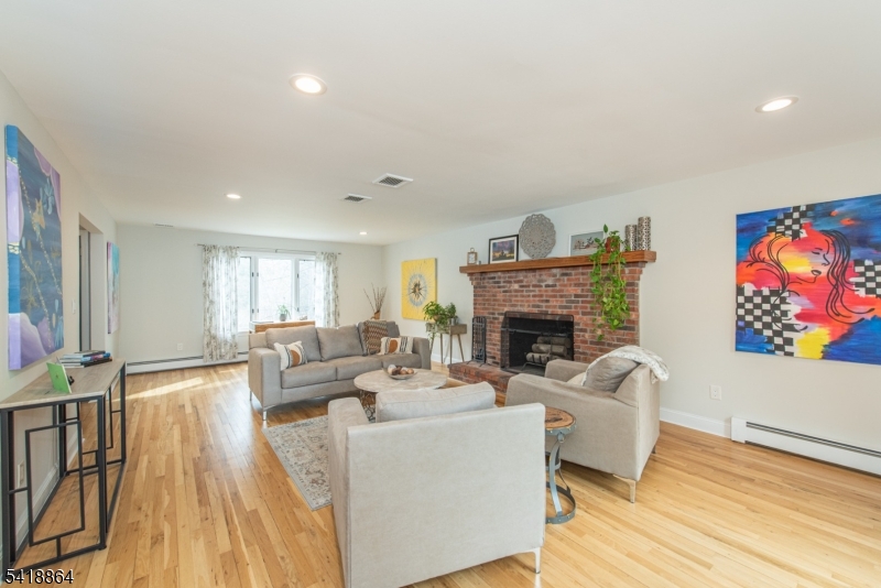 20 Arden Road Denville, NJ 07834 - Photo 5 of 37