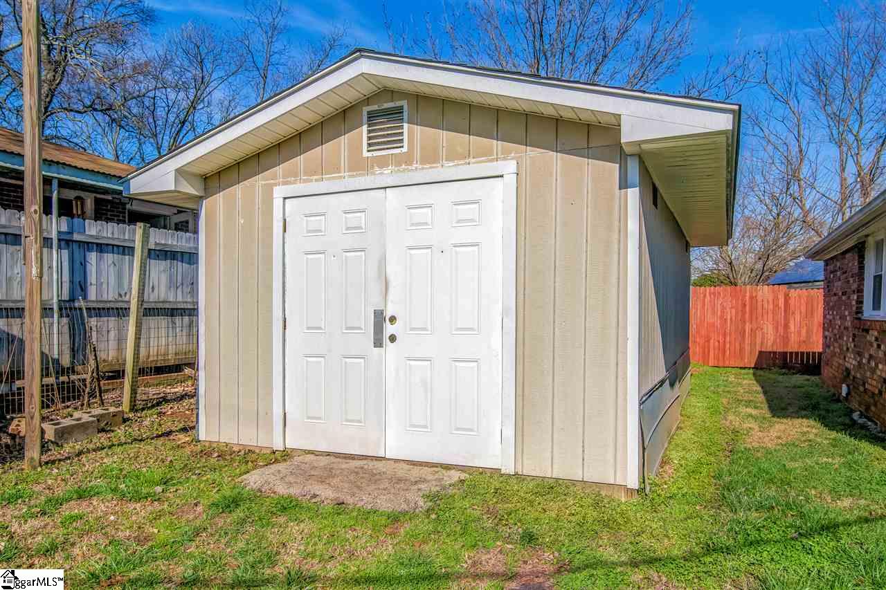 9 East Welcome Road Greenville, SC 29611 - Photo 22 of 36 Gallery Image 22