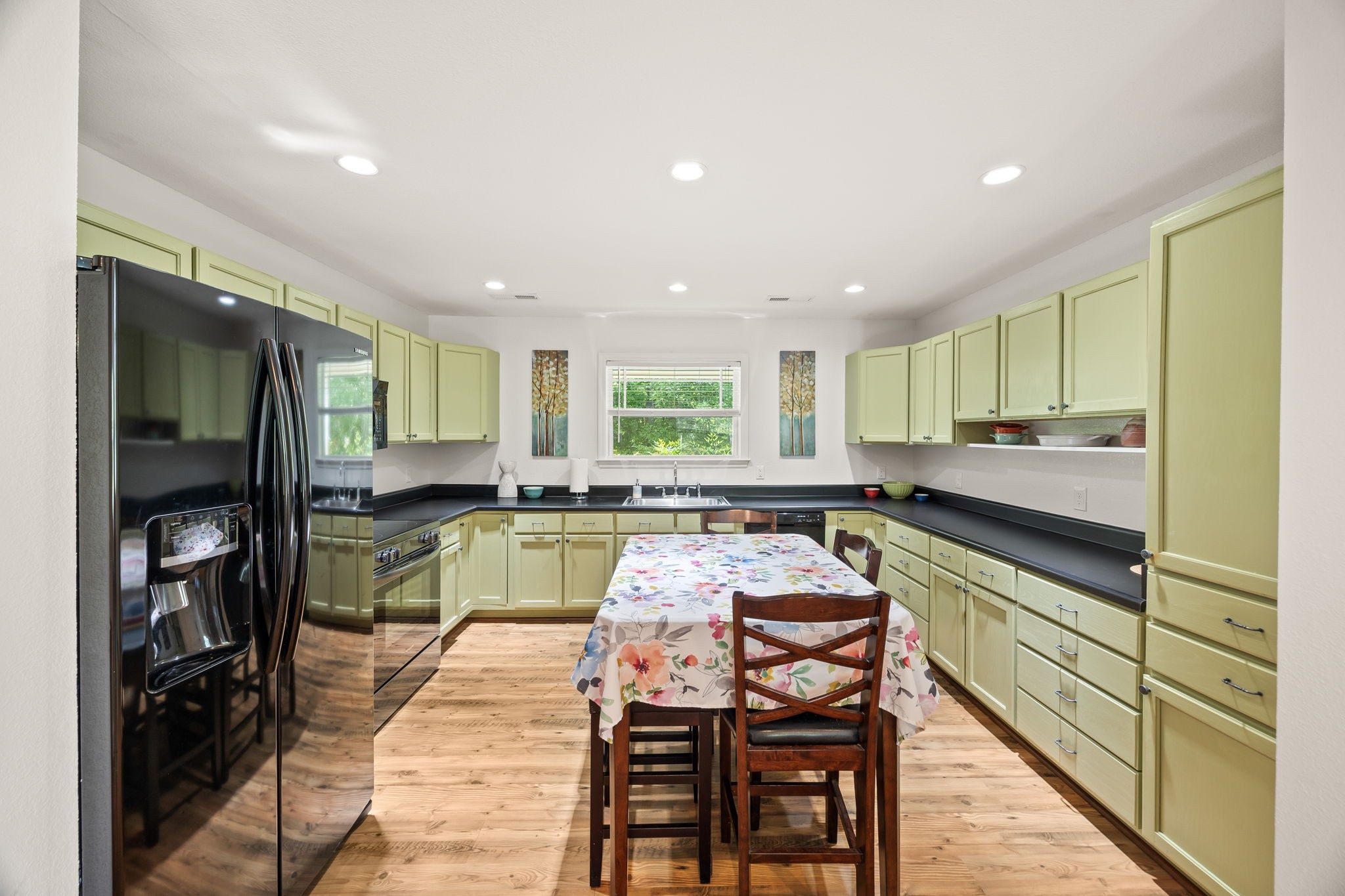 159 Honeysuckle Road Pikeville, TN 37367 - Photo 14 of 34