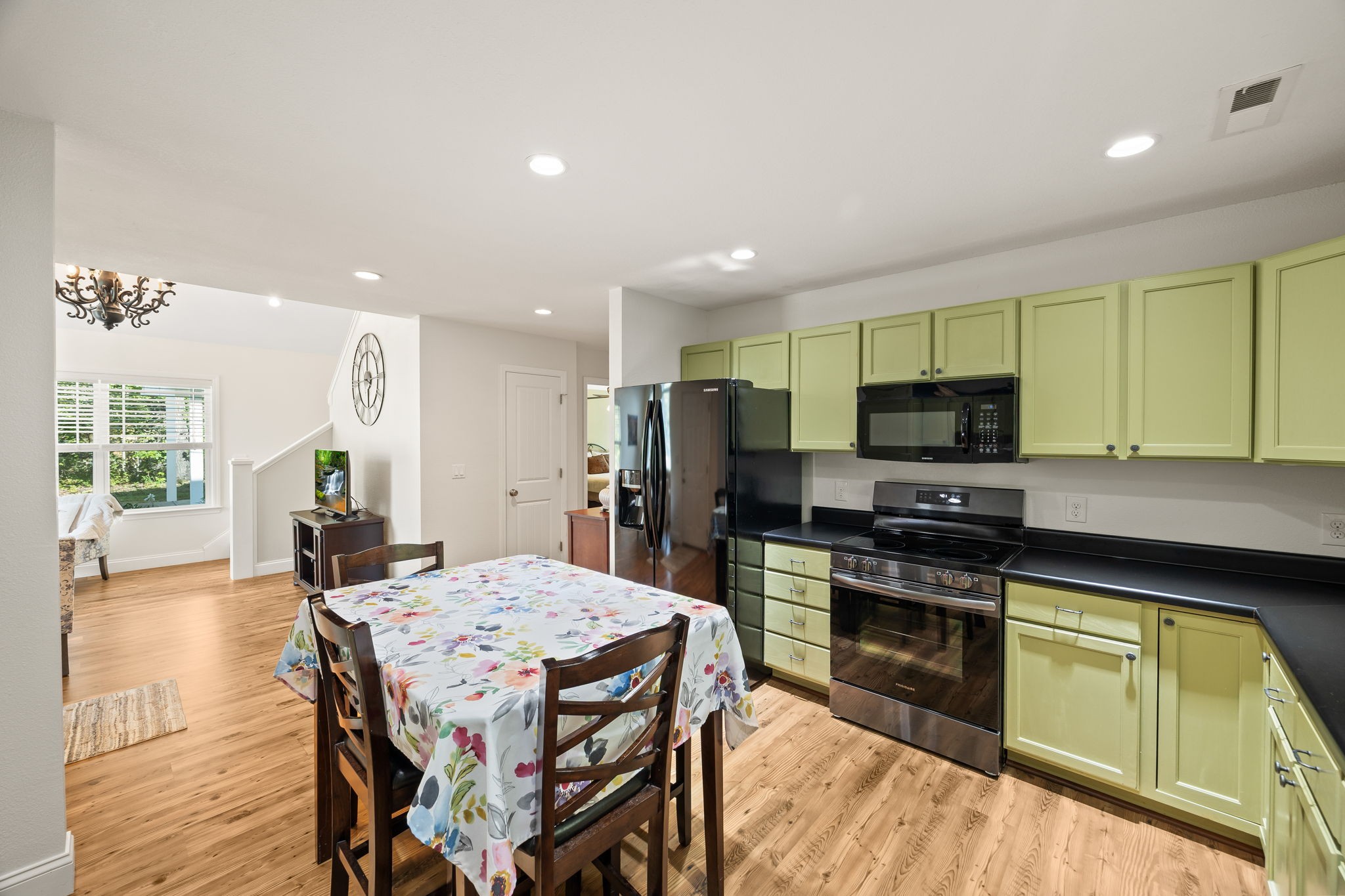 159 Honeysuckle Road Pikeville, TN 37367 - Photo 15 of 34