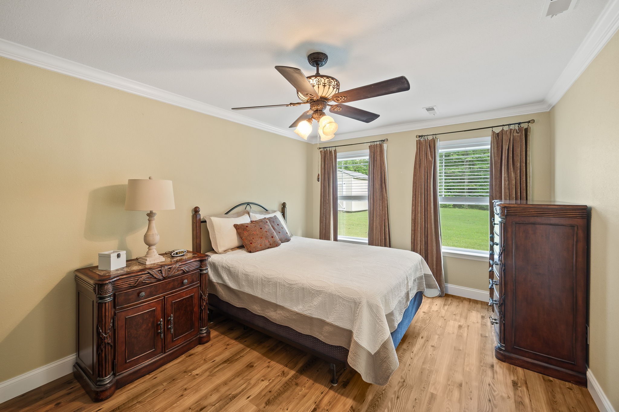 159 Honeysuckle Road Pikeville, TN 37367 - Photo 17 of 34