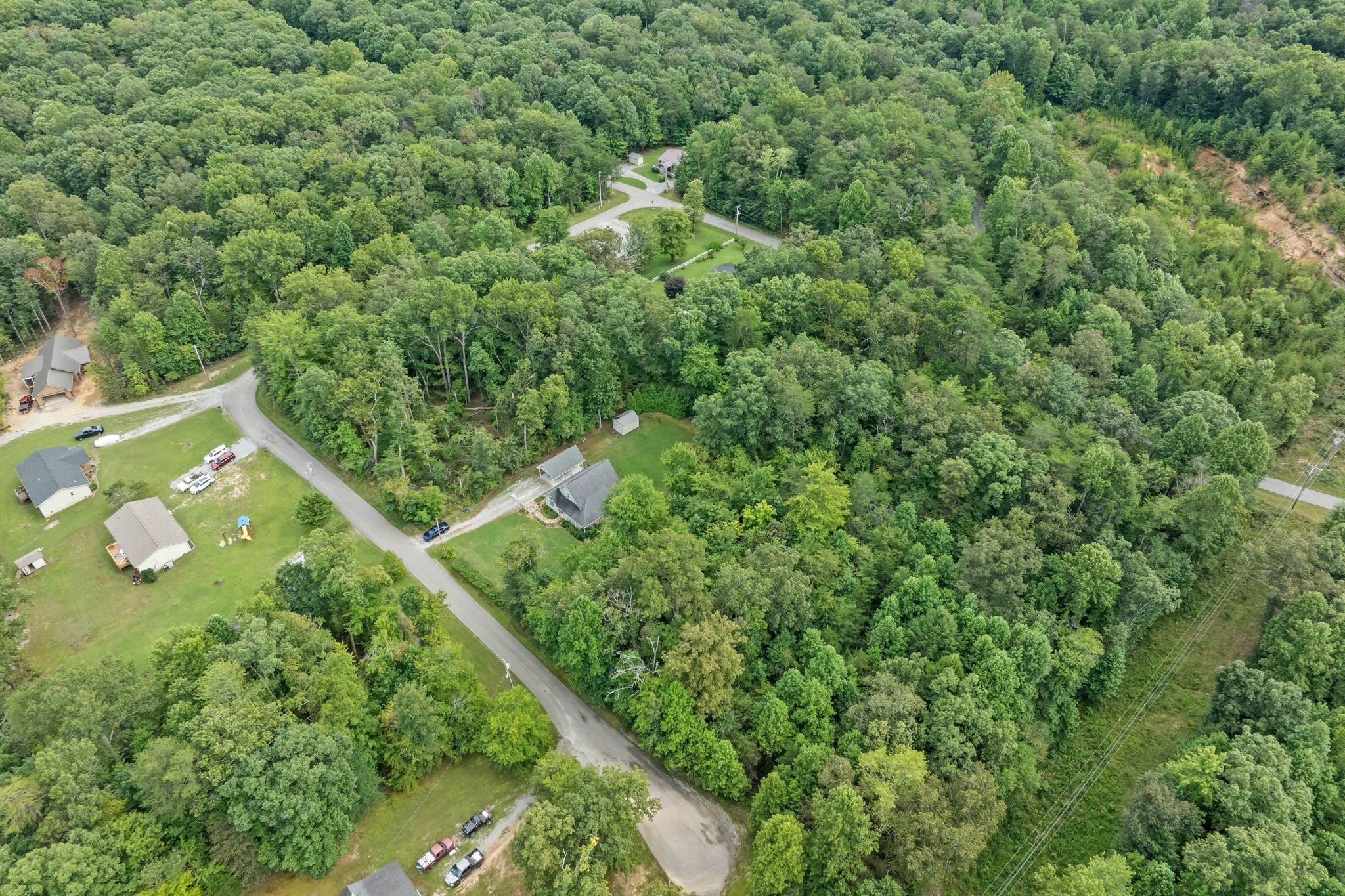 159 Honeysuckle Road Pikeville, TN 37367 - Photo 27 of 34