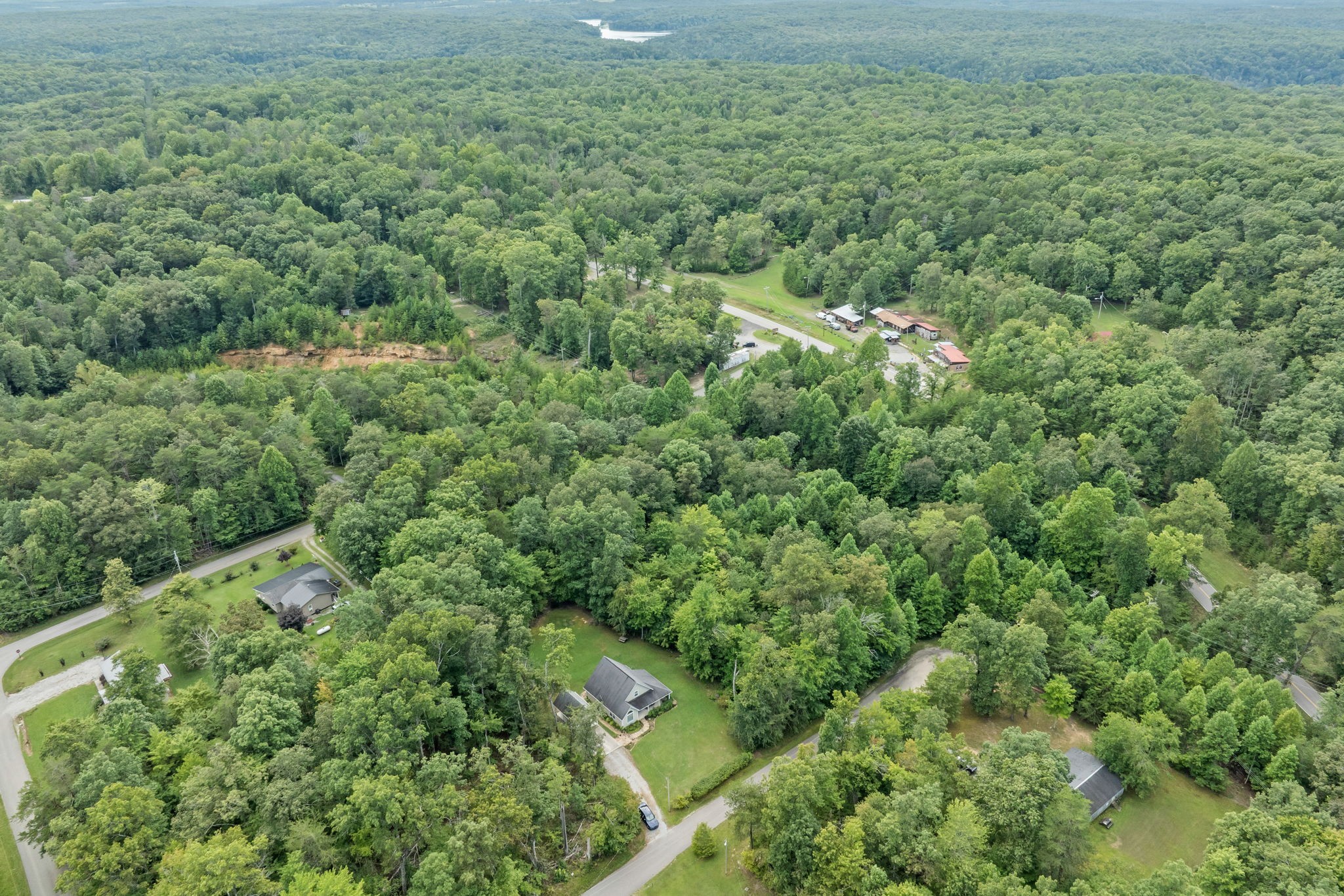159 Honeysuckle Road Pikeville, TN 37367 - Photo 28 of 34