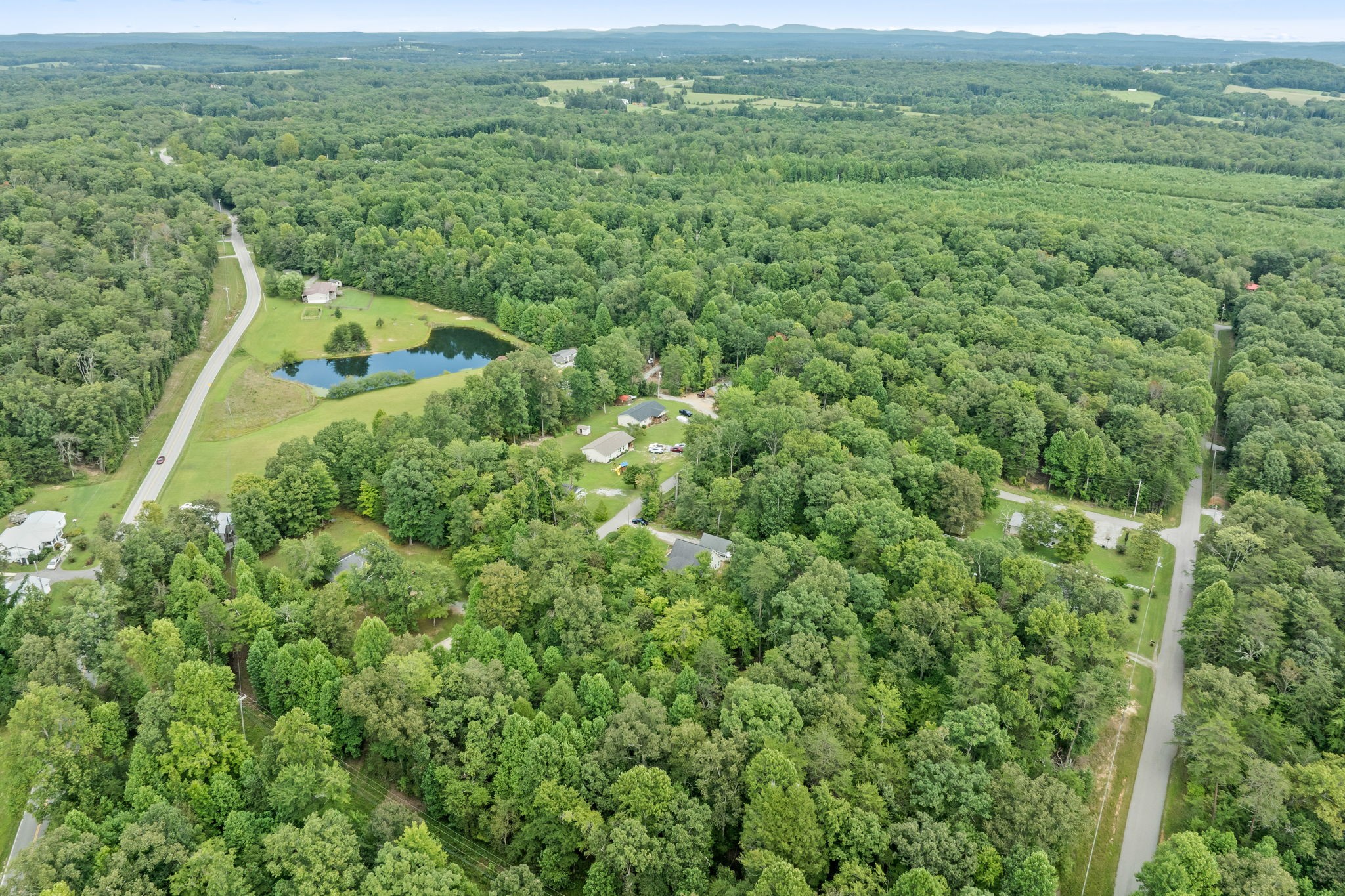 159 Honeysuckle Road Pikeville, TN 37367 - Photo 29 of 34
