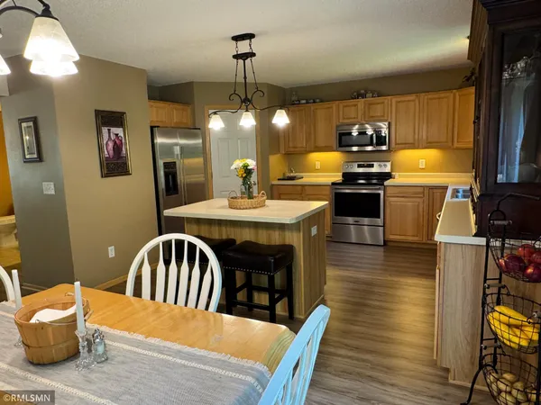 $574,900 | 6757 145th Street, Milaca, MN 56353