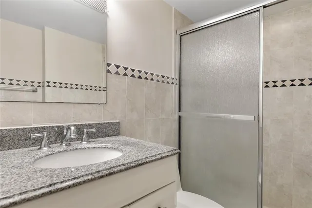 $3,200 | 1440 Brickell Bay Drive, Unit 705, Miami, FL 33131