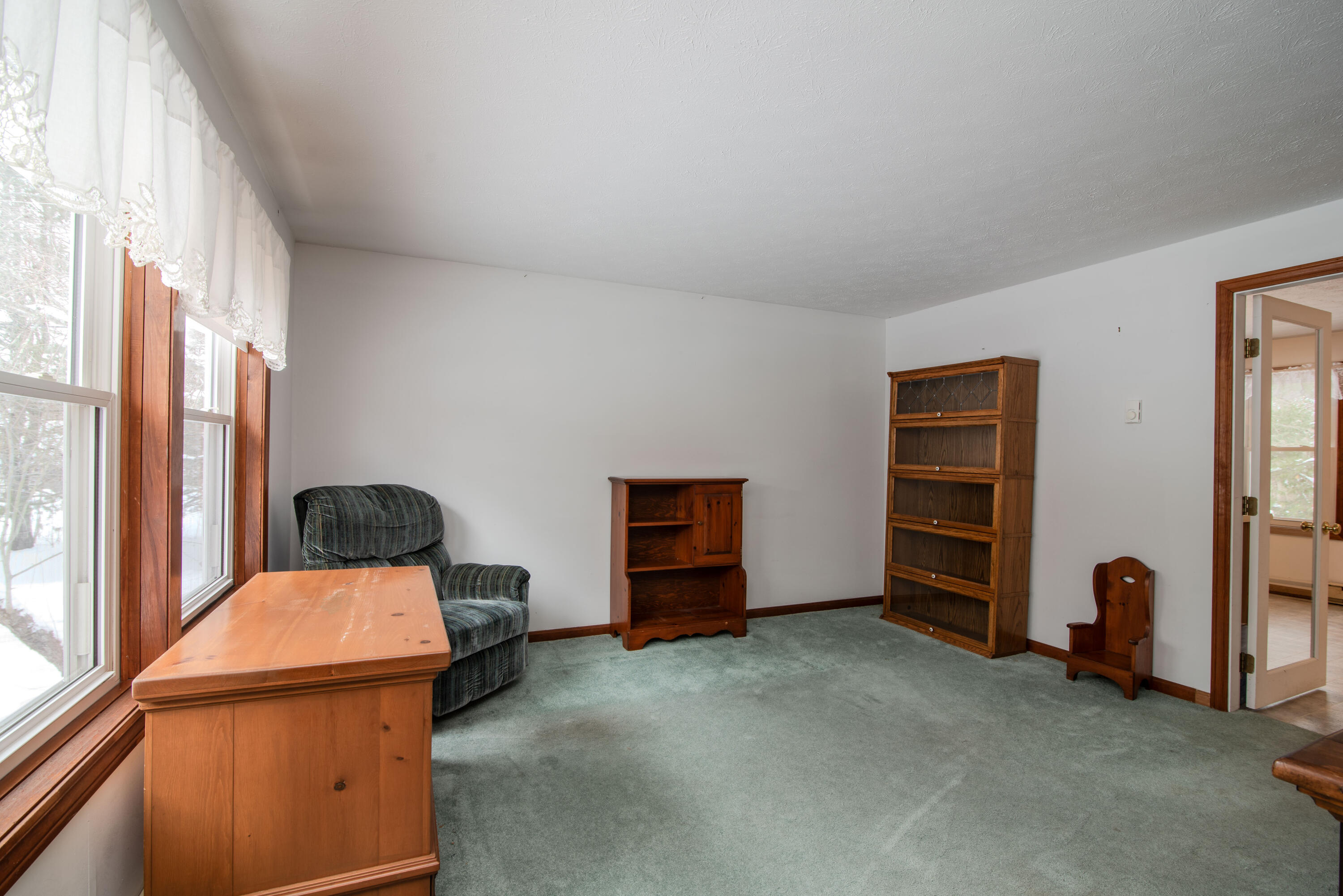 60 Brown Street, Unit 2 Kennebunk, ME 04043 - Photo 5 of 28 Living Room