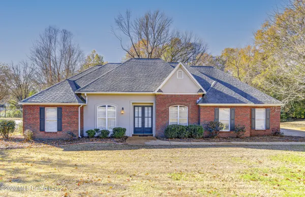 $449,000 | 103 Carlton Pl Drive, Vicksburg, MS 39180