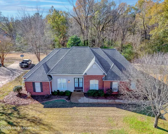 $449,000 | 103 Carlton Pl Drive, Vicksburg, MS 39180