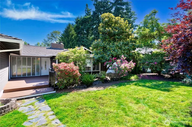 $1,650,000 | 4630 152nd Place Southeast, Bellevue, WA 98006