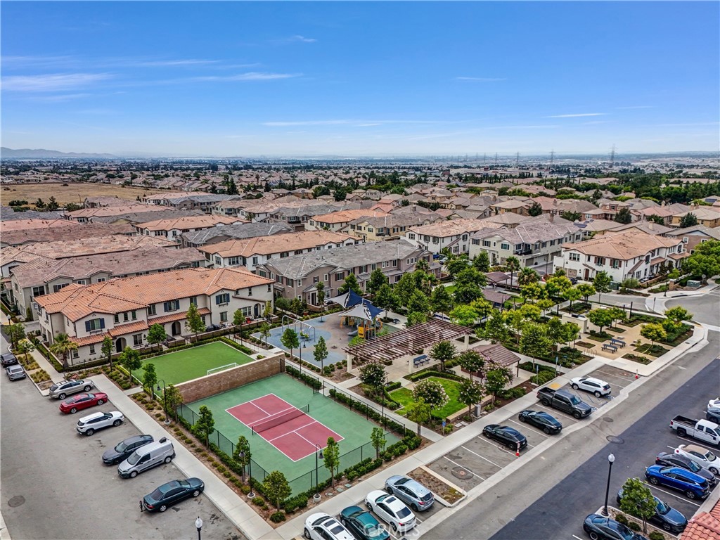 5584 Kate Way, Unit 10 Fontana, CA 92336 - Photo 38 of 42