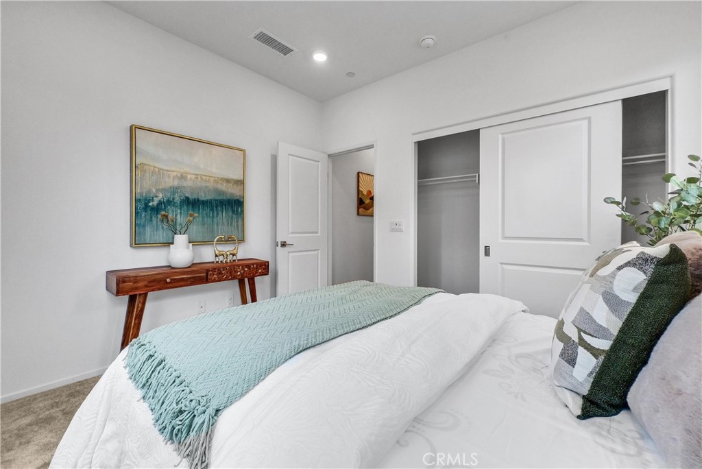 5584 Kate Way, Unit 10 Fontana, CA 92336 - Photo 10 of 42