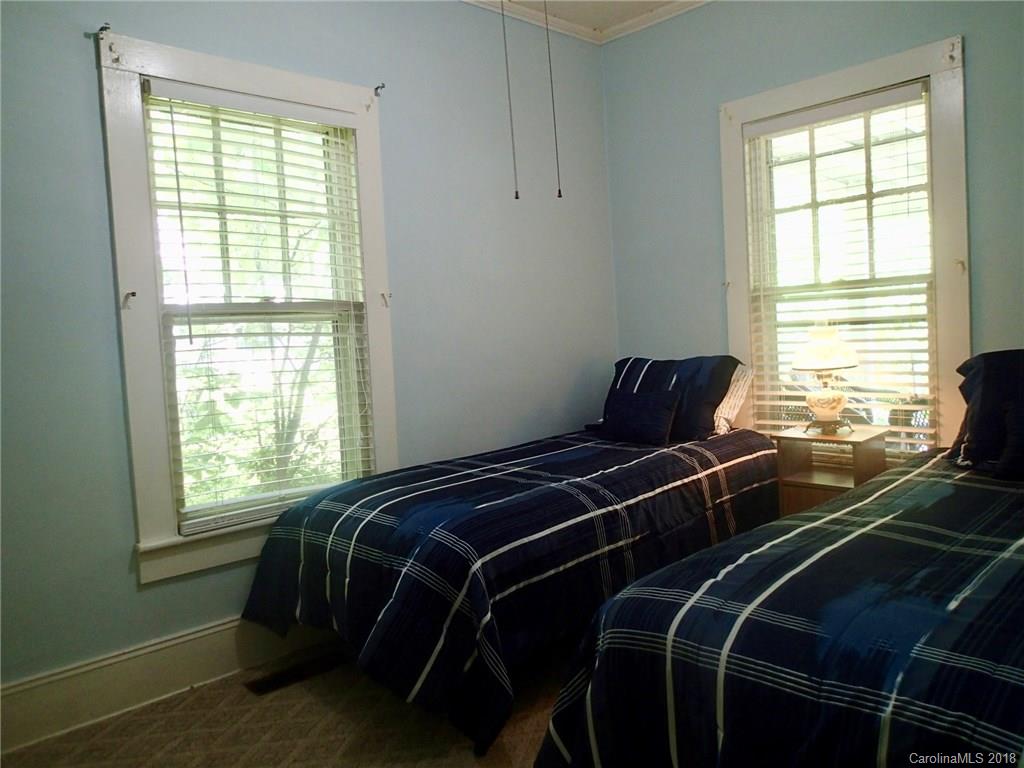 171 South Ridgecrest Street Rutherfordton, NC 28139 - Photo 13 of 29 Gallery Image 13
