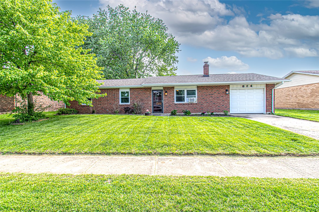 824 South Maple Street Eaton, OH 45320 - Photo 1 of 25