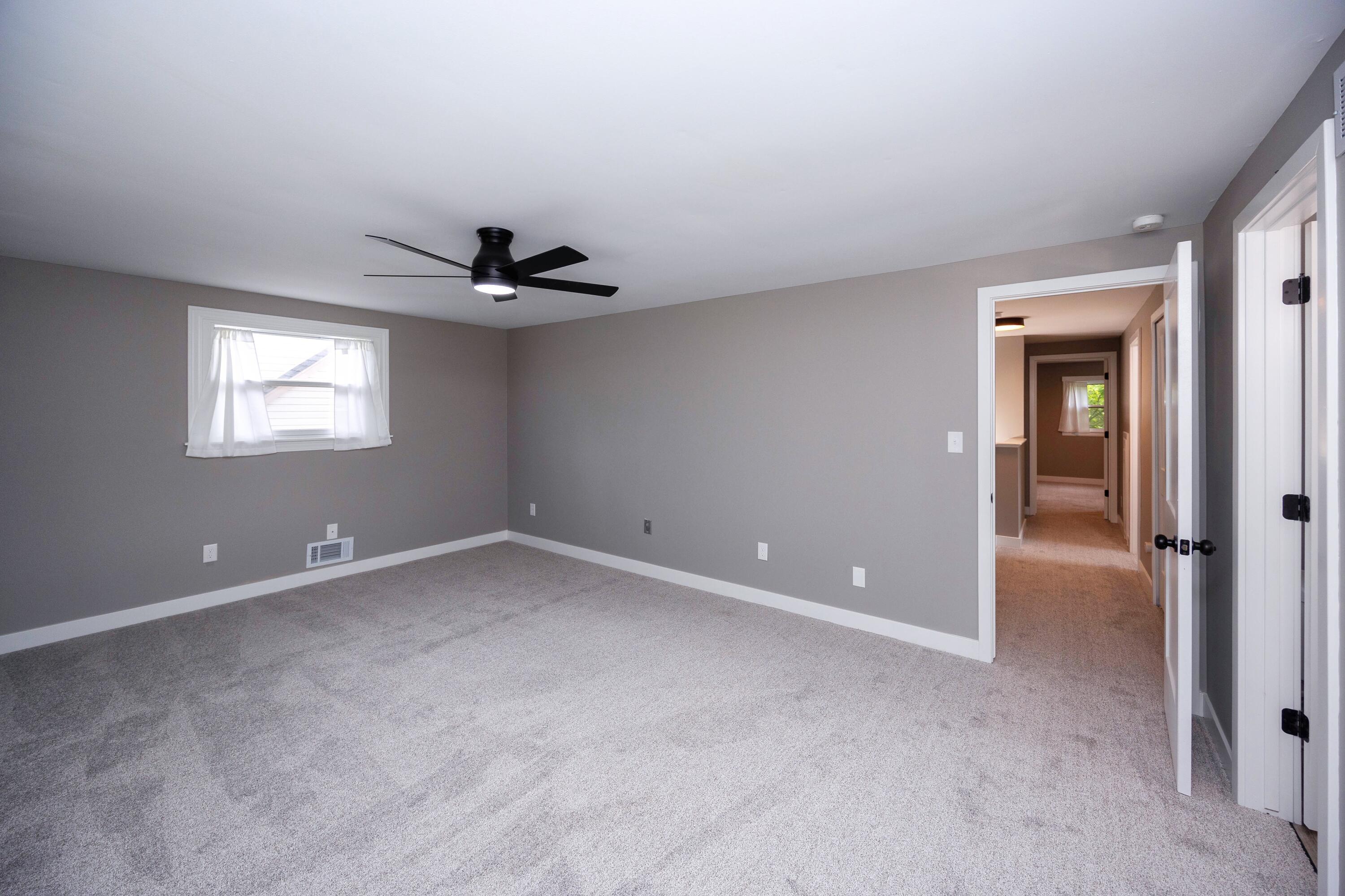 20404 Coachwood Road Riverview, MI 48193 - Photo 45 of 68 044_41