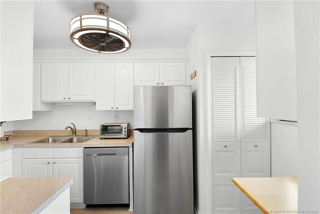 5423 Southeast Miles Grant Road, Unit 201 Stuart, FL 34997 - Photo 5 of 69 Gallery Image 5