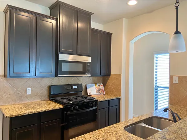 $2,300 | 16003 Thornbill Lane, Houston, TX 77084