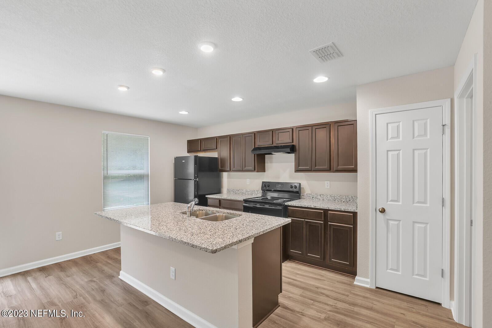 8529 Firetower Road Jacksonville, FL 32210 - Photo 5 of 19 Kitchen Alt View