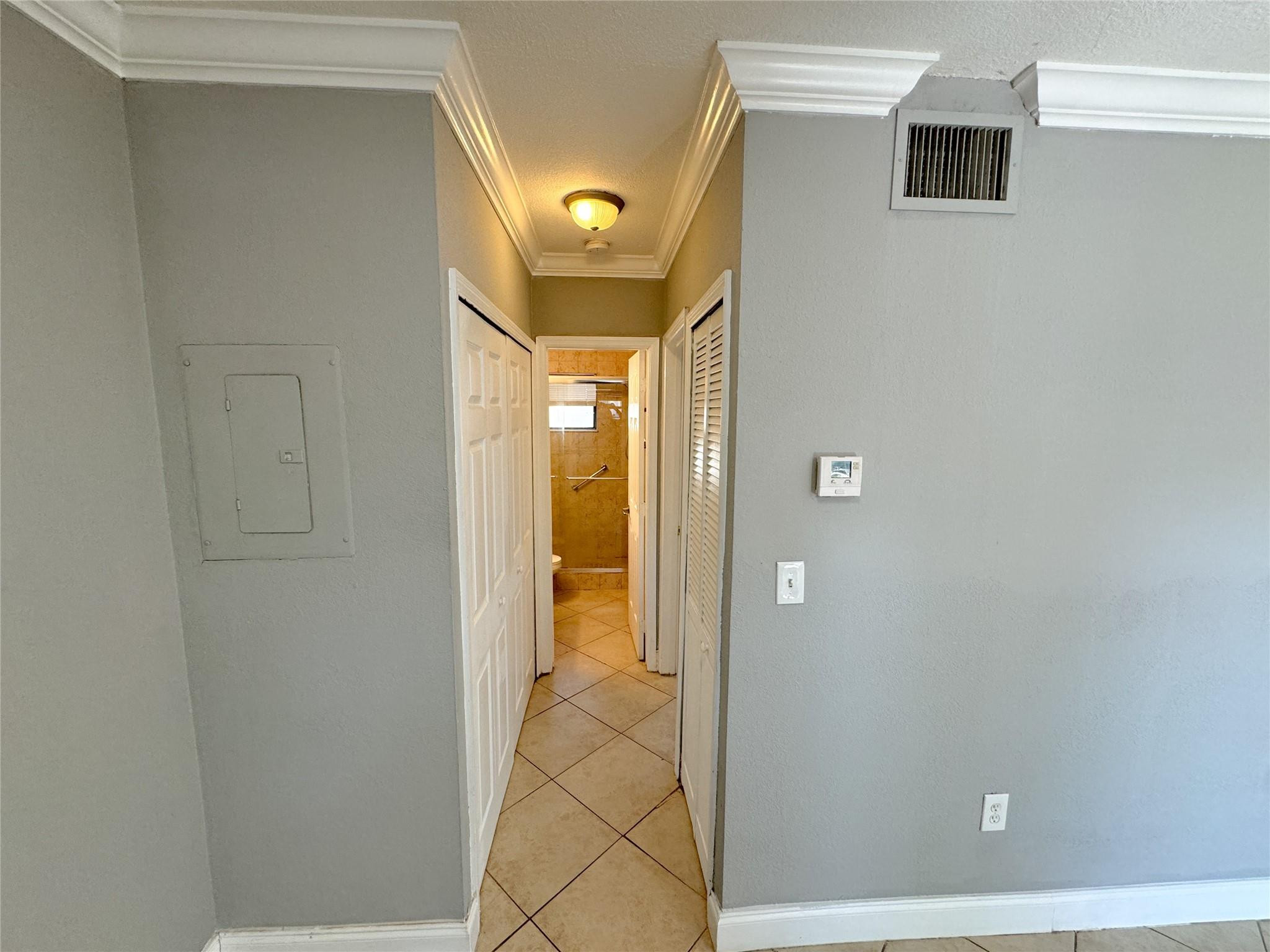 1925 Madison Street, Unit 4 Hollywood, FL 33020 - Photo 4 of 11 Photo 4