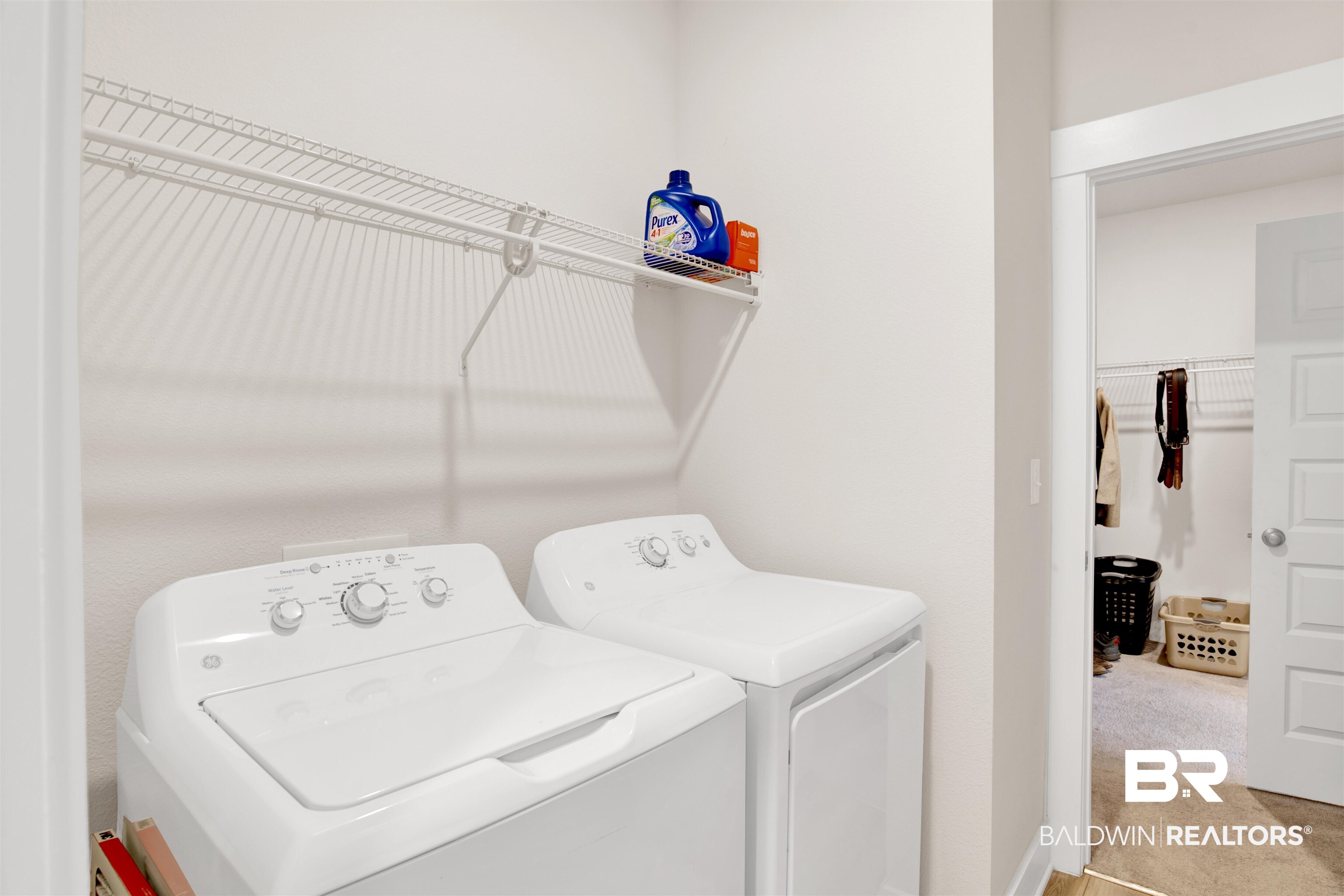 1174 Pheasant Circle Foley, AL 36535 - Photo 24 of 29 Laundry room with washing machine and clothes dryer