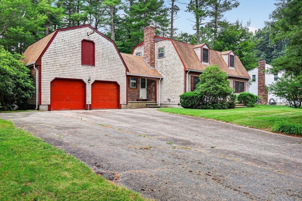 63 Forge Road Freetown, MA 02702 - Photo 1 of 38 Gallery Image 1
