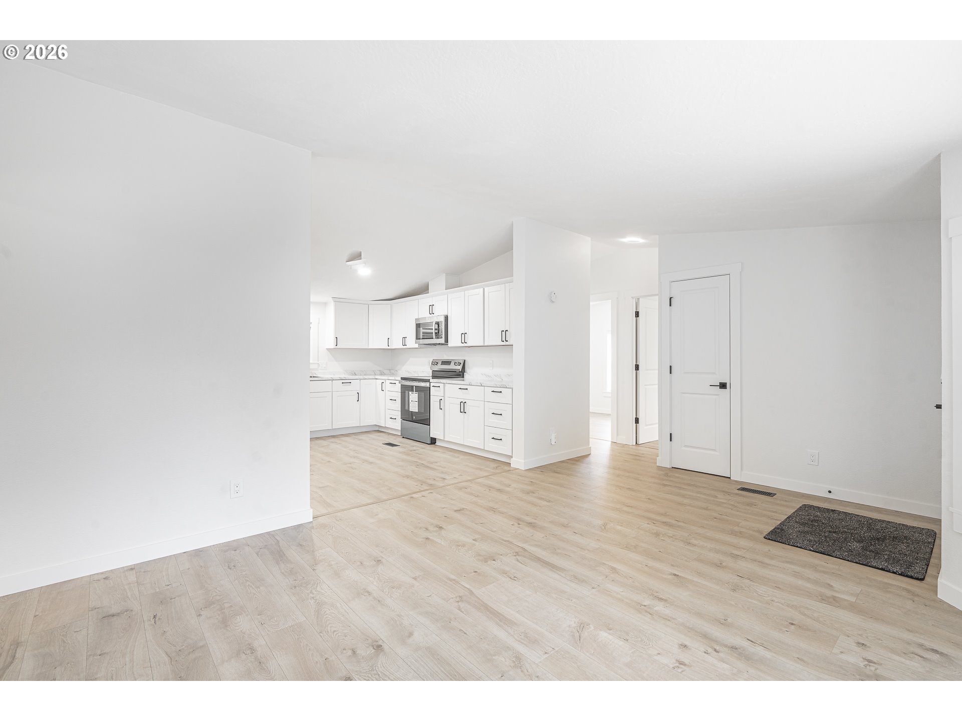 1282 3rd Street Lafayette, OR 97127 - Photo 9 of 32