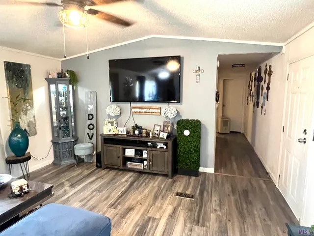 $1,400 | 11710 Parkland Drive, Port Allen, LA 70767