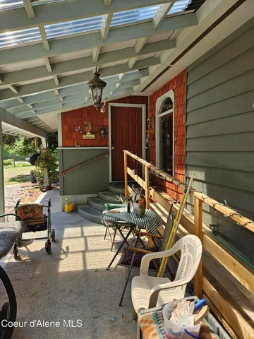 $469,900 | 203 3rd Street, Dover, ID 83825