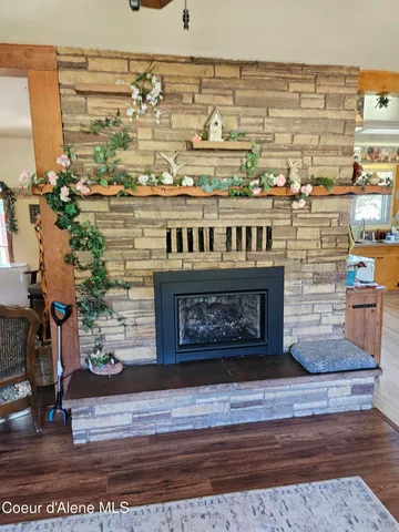 $469,900 | 203 3rd Street, Dover, ID 83825