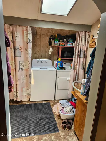 $469,900 | 203 3rd Street, Dover, ID 83825