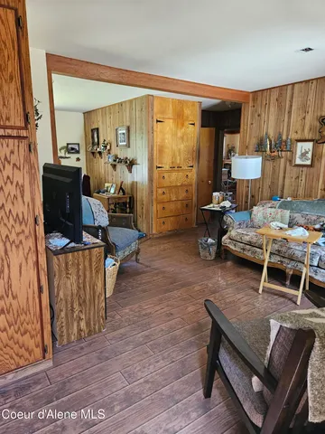 $469,900 | 203 3rd Street, Dover, ID 83825