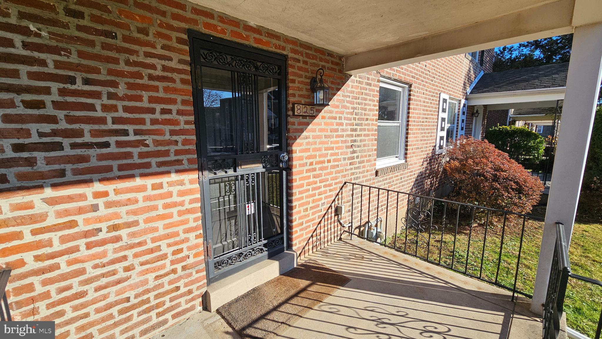 825 Laurel Road Lansdowne, PA 19050 - Photo 4 of 35 a view of a house with a porch