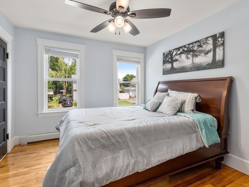 39 Narragansett Avenue Worcester, MA 01607 - Photo 16 of 31