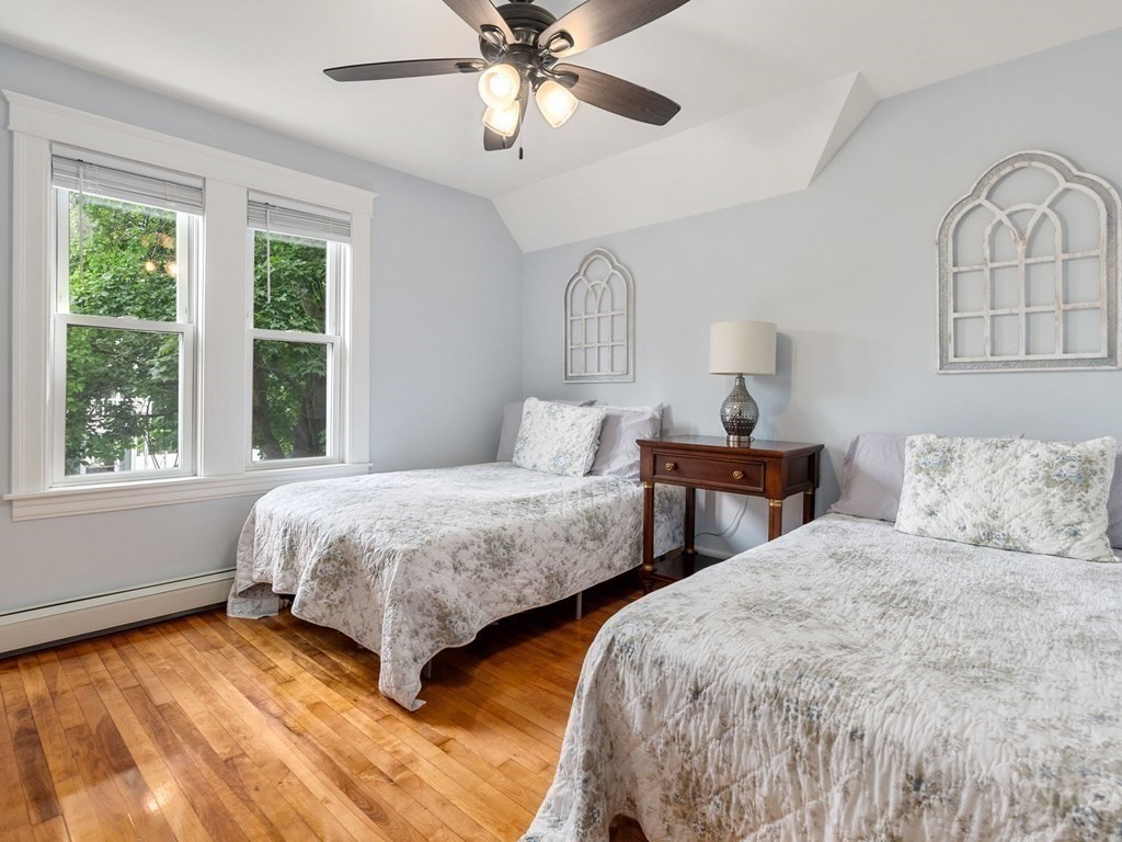 39 Narragansett Avenue Worcester, MA 01607 - Photo 18 of 31