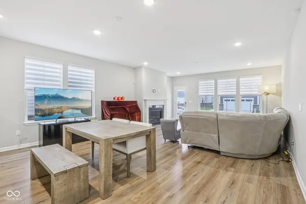 $3,850 | 14459 Bishop Birch Place, Carmel, IN 46074