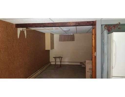 34 Manning Road Chelmsford, MA 01824 - Photo 25 of 30 a picture of a room