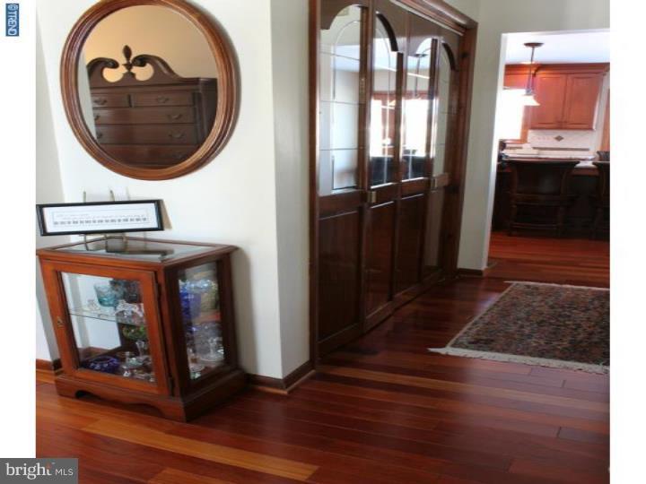 3301 Miller Road Pennsburg, PA 18073 - Photo 4 of 25 Foyer