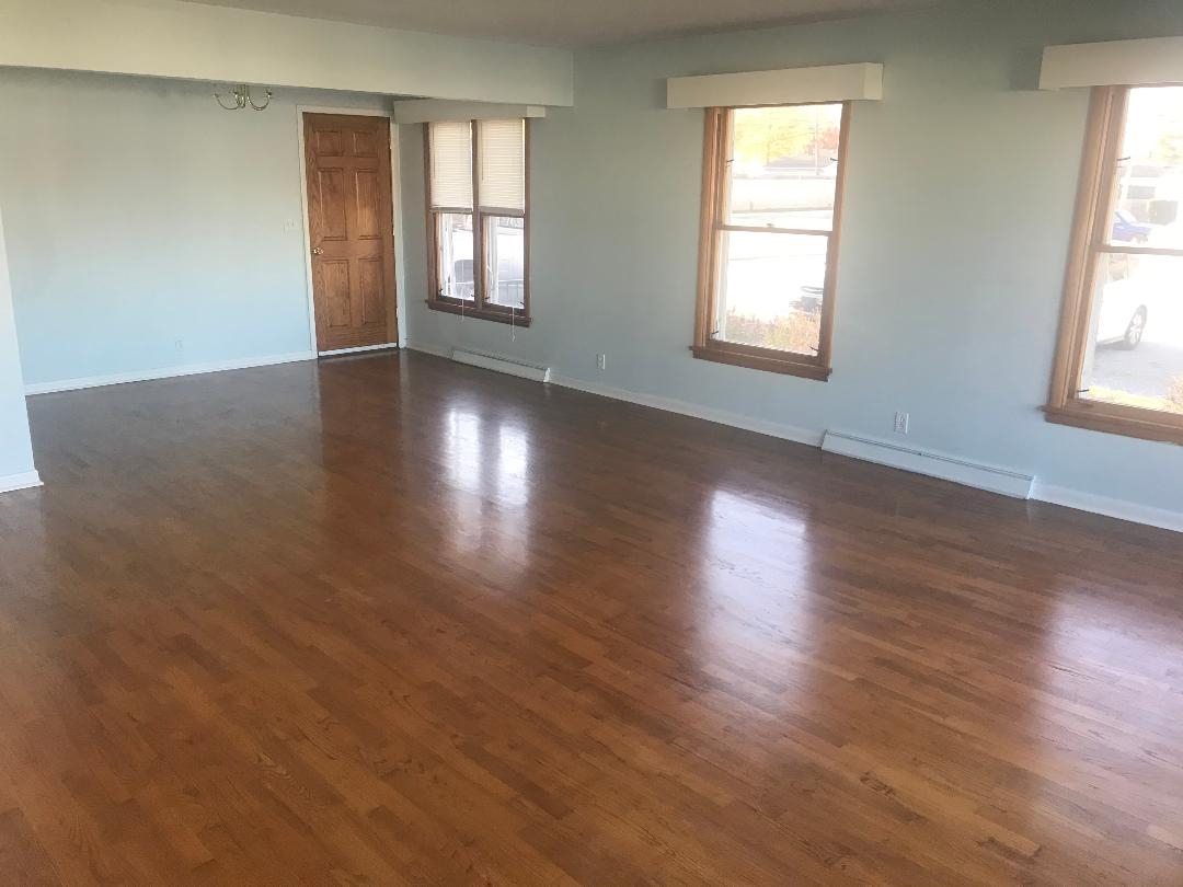 704 Cleveland Street Decatur, IN 46733 - Photo 2 of 6