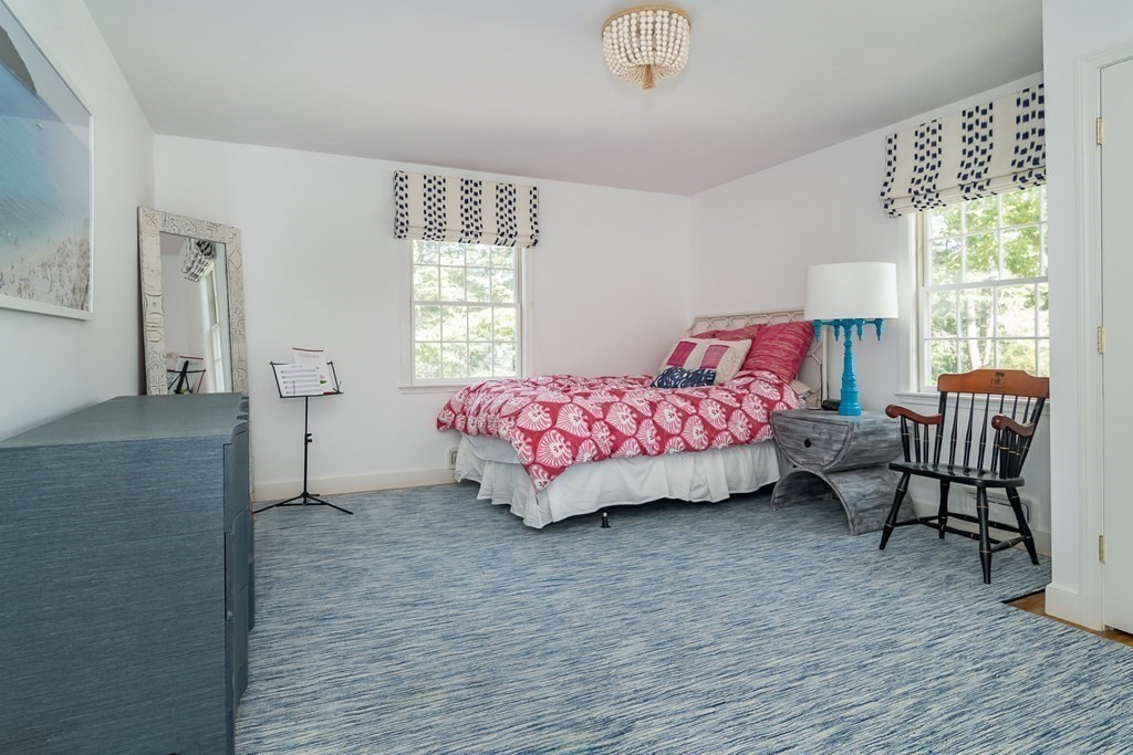 15 River Glen Road Wellesley, MA 02481 - Photo 11 of 22